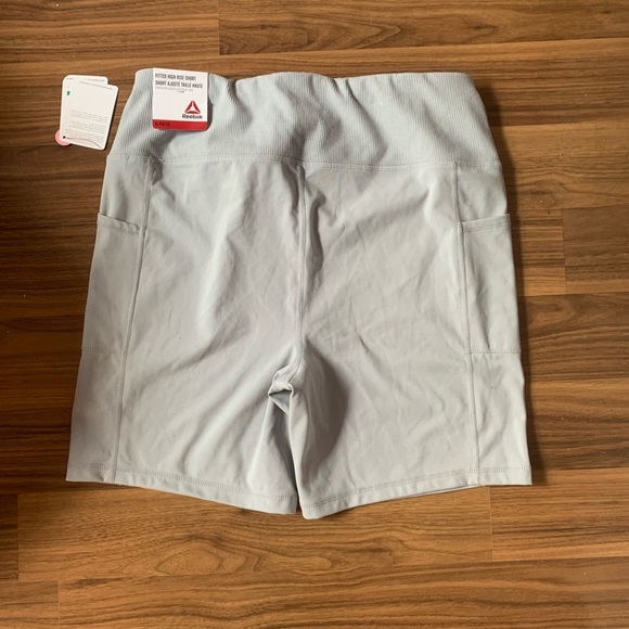 Reebok Shorts - Picture 2 of 4